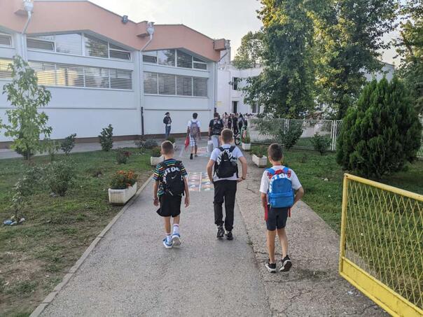 Za više od 117.500 učenika u RS počela nova školska godina