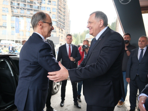 Zabranjen prelet Macutu? Dodik bijesan: Političko ludilo!