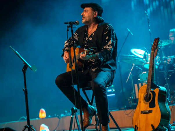 Zabranjeno pušenje: Neuštekani rasprodali koncert u Tuzli, novi koncert na jesen