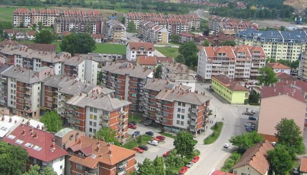 Zabranu kretanja na području Policijske uprave Doboj prekršilo 12 građana