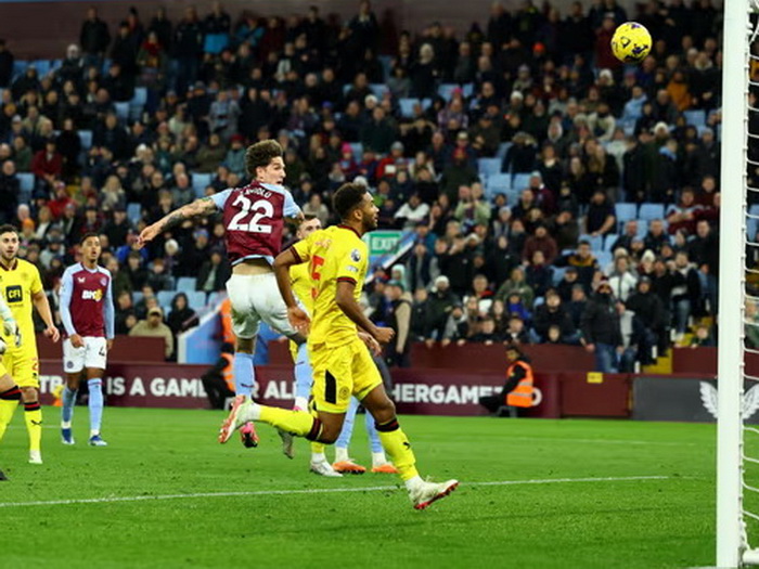 Zadnja ekipa Premier lige prekinula senzacionalni niz Aston Ville