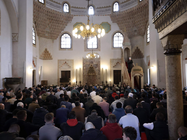 Zadnja trećina ramazana: Vrijeme pojačanog ibadeta, čišćenja posta i brige za zajednicu