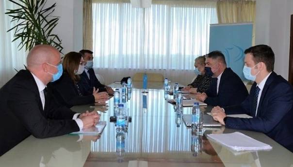 Zadovoljni što Covax konačno frekventnije isporučuje vakcine