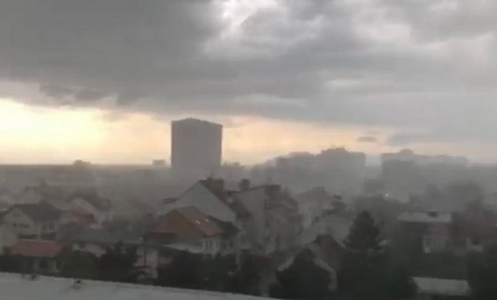 Zagreb ponovo pogodilo nevrijeme, poplavljene saobraćajnice