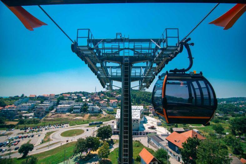 Zagreb: Putnici zbog kvara na žičari visili 45 minuta