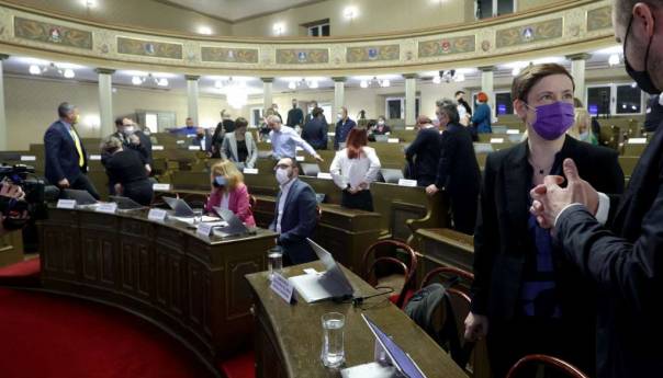 Zagreb: Skupštinske zastupnike uznemirila sirena