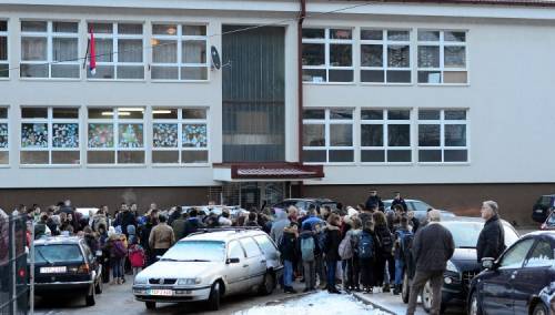 Zahirović: Nezadovoljni smo sistemom koji diskriminiše dio učenika