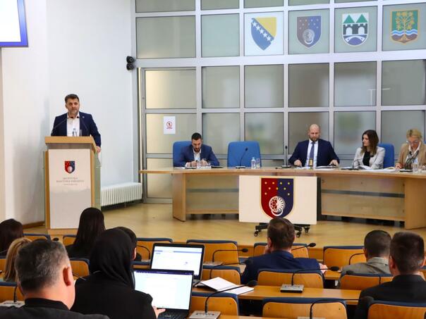 Zahtjev za ostavku Katice bez podrške, četiri zastupnika NIP-a suzdržana