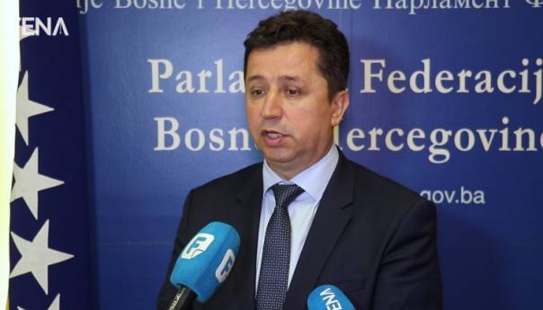 Zaimović: Tražit ćemo način da radimo uz prisustvo svih zastupnika