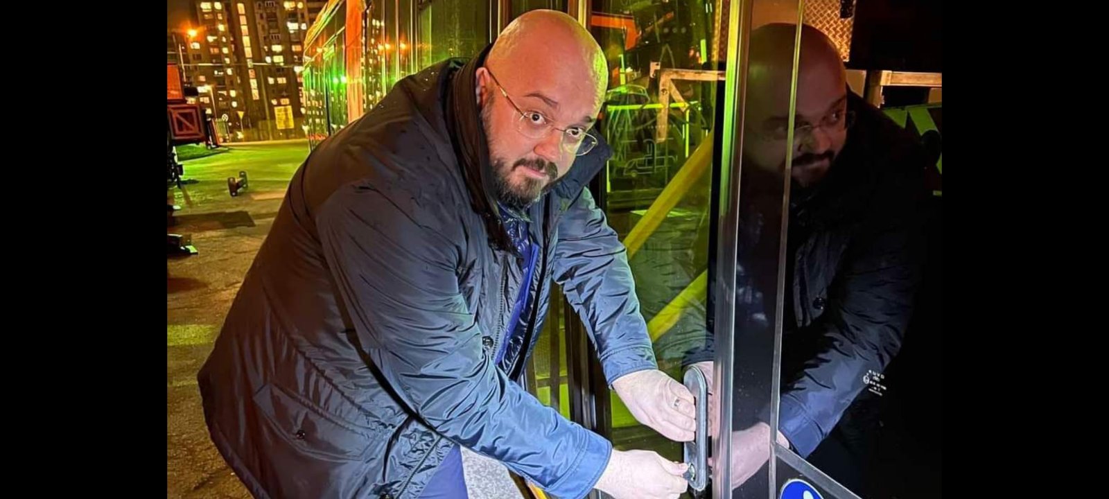 Konačno zajedno: Ministar Šteta se ne odvaja od novih trolejbusa