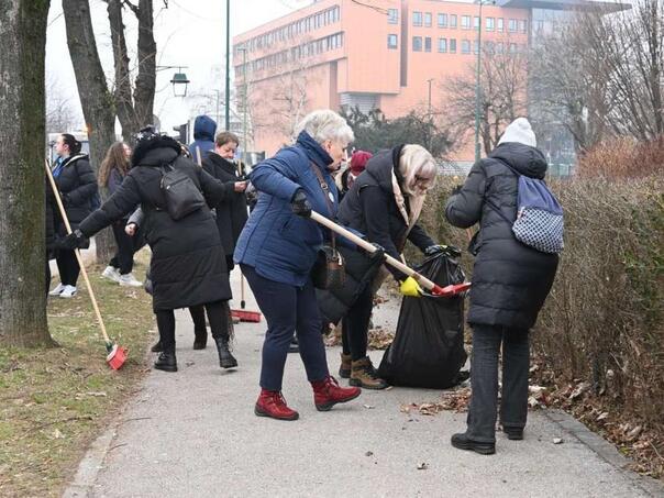 Zajedno za čistije Novo Sarajevo: U akciji čišćenja danas učestvovalo preko 200 učesnika