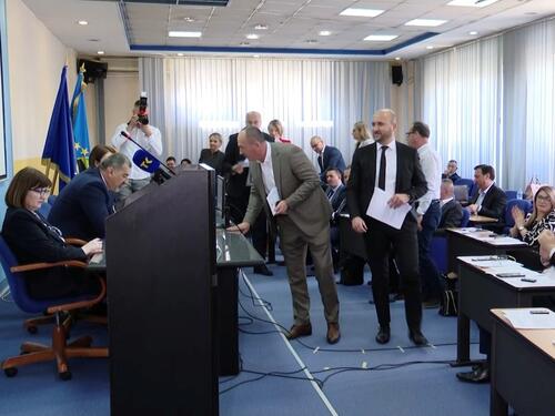 Zakazana vanredna sjednica: DF napušta koaliciju sa SDA u TK?