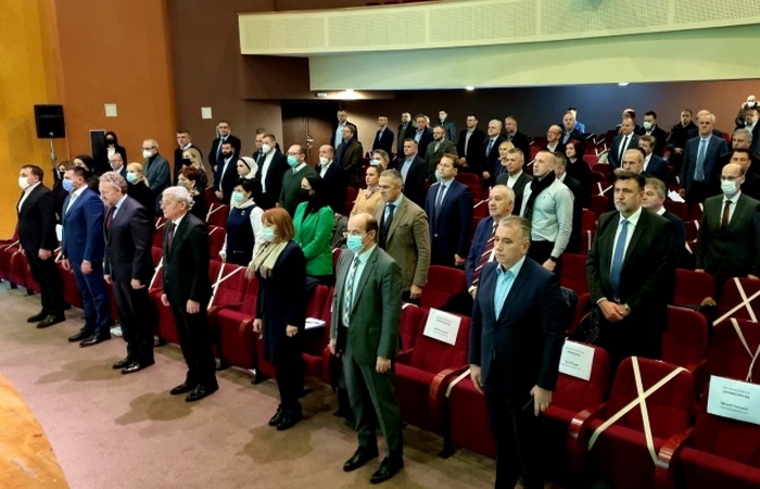 Zaključci GO SDA: Pozdravljena odluka o odgodi pregovora