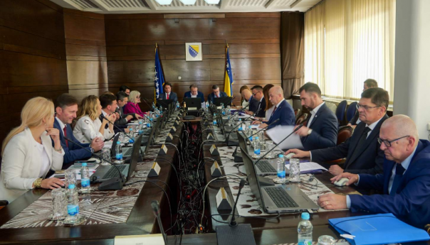 Zaključci Vlade FBiH povodom događaja u Lukavcu