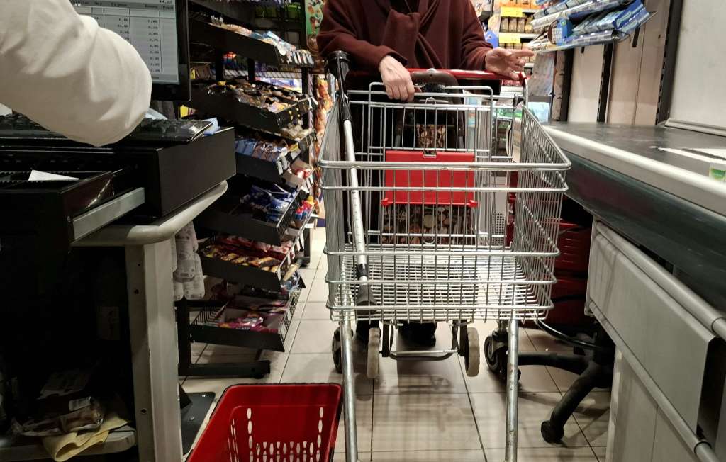 Zakon o zaštiti potrošača u RS u javnoj raspravi, udruženja protiv kraćeg roka za reklamaciju