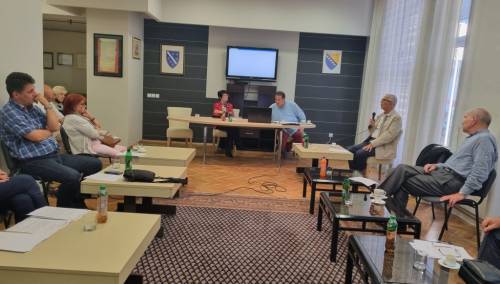 Zakon o zaštiti srpskog jezika i ćirilice protivan je odredbama Ustava entiteta RS i Ustavu BiH