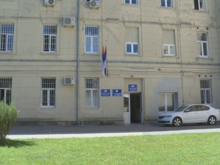 Zalutali metak pogodio mladića u centru Trebinja: Pronađeno oružje i eksploziv