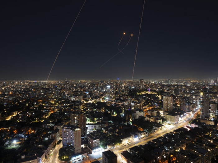 Zalutali projektil pogodio bolnicu u Egiptu