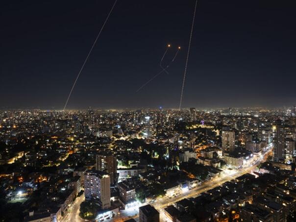 Zalutali projektil pogodio bolnicu u Egiptu