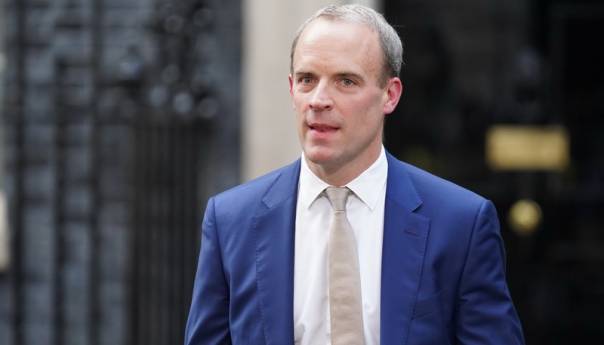 Zamjenik britanskog premijera Dominic Raab podnio ostavku