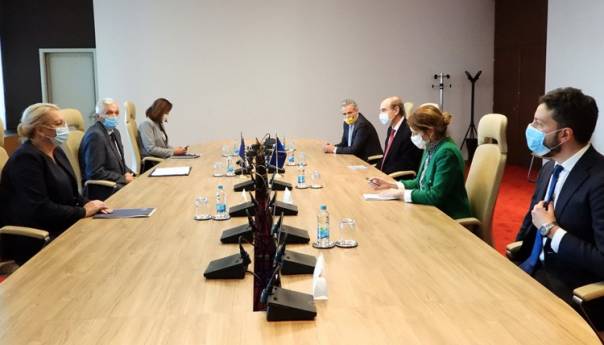 Zamjenik generalnog sekretara EEAS-a razgovarao s čelnicima Doma naroda