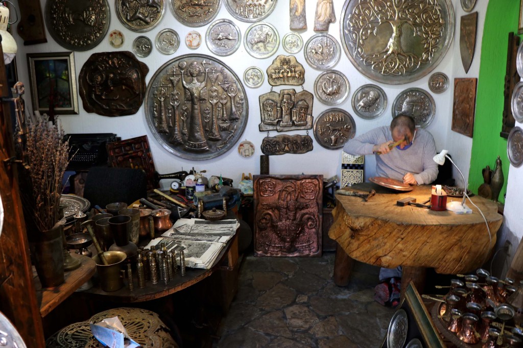 Zanatske radnje u Mostaru otvorene, turista nikad manje