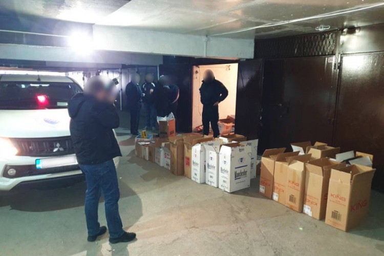 Zaplijenjene cigare i duhan vrijednosti 84.000 KM, pogledajte snimak akcije