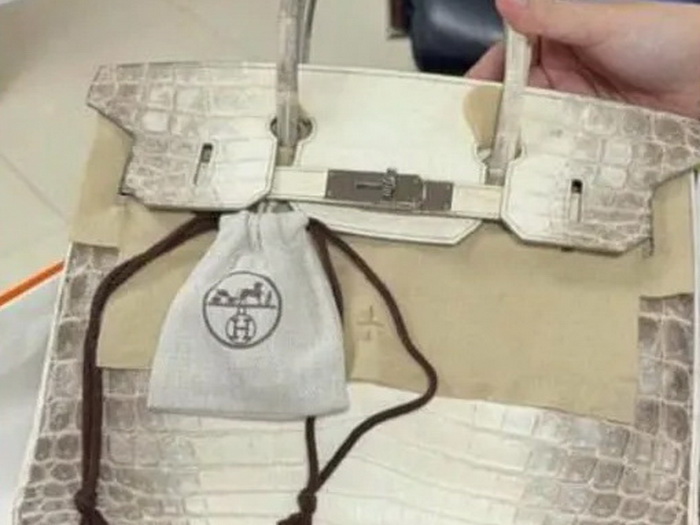 Zaplijenjene Hermès Birkin torbe prodane za više od 535.000 dolara