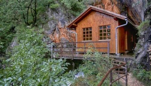 Započeli radovi na obnovi porušenog dijela Titove pećine u Drvaru