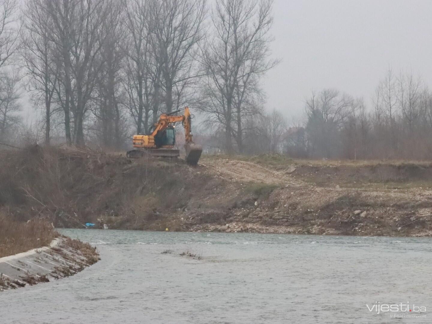 Započelo uređenje korita Željeznice na Ilidži
