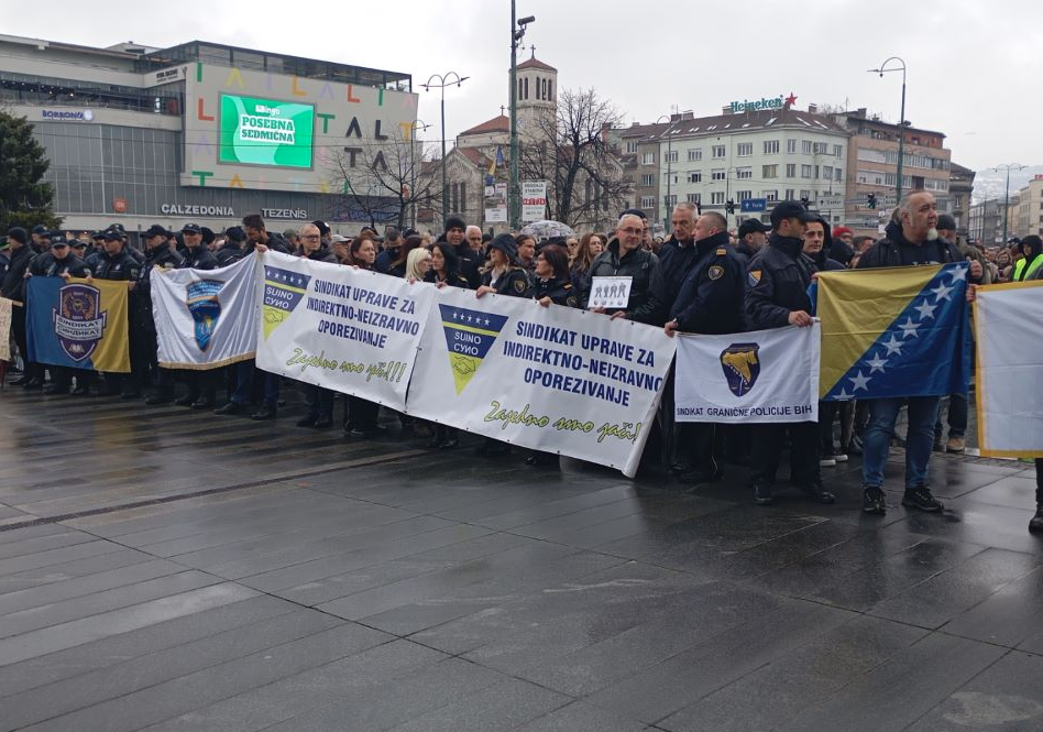 Zaposleni u institucijama BiH traže primjenu zakona o većim platama