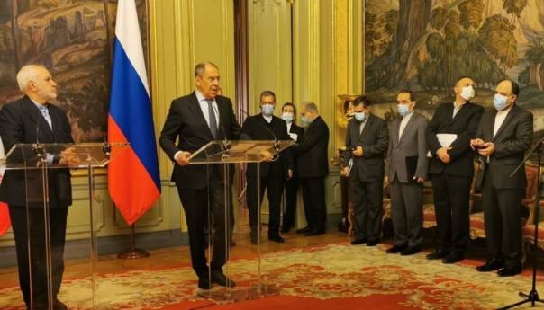 Zarif: Iran odgovara na djela, ne na riječi iz Washingtona