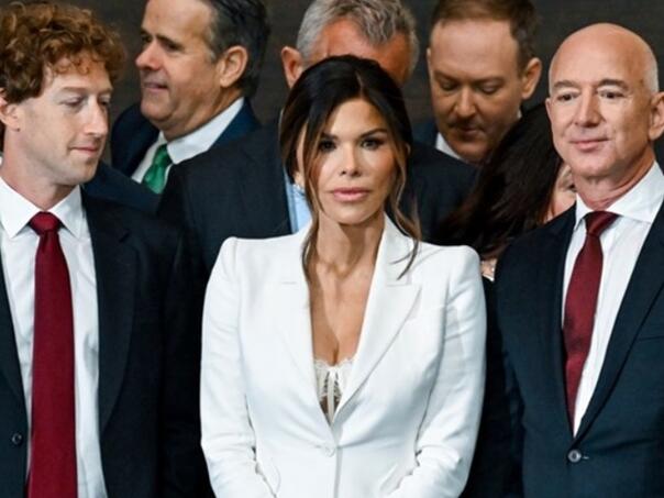 Zaručnica Jeffa Bezosa objavila znakovitu poruku: 'Neke godine počinju turbulentno'