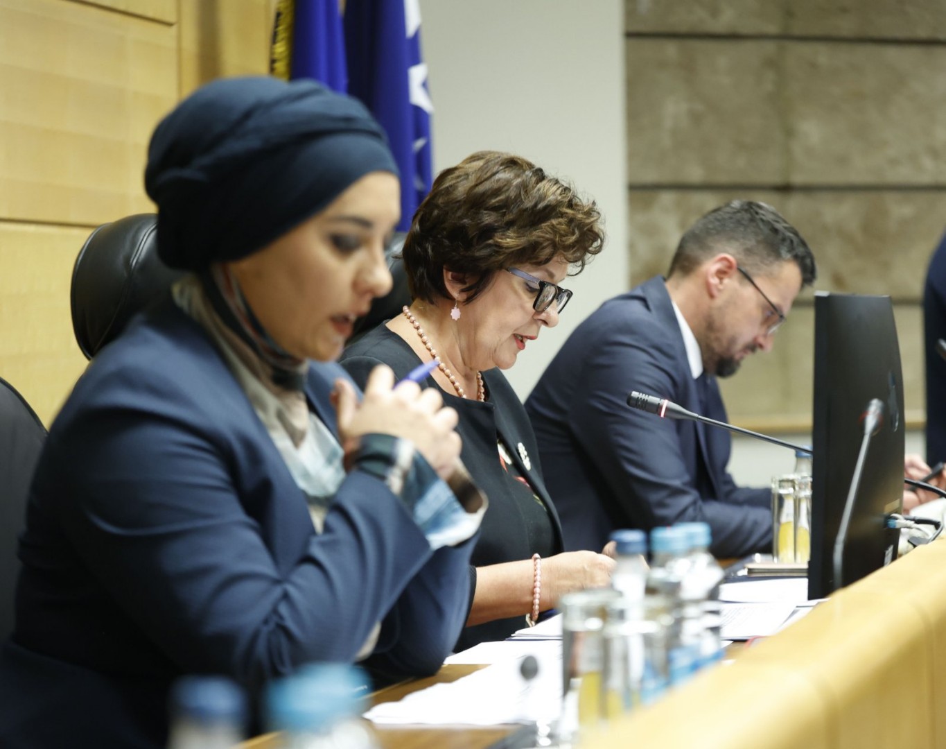 Zasjeda Parlament FBiH, razmatra se i ostavka Marinković Lepić