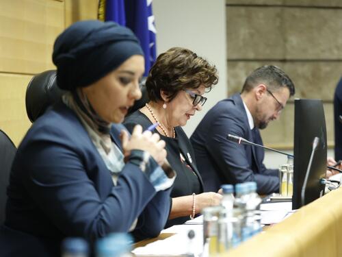 Zasjeda Parlament FBiH, razmatra se i ostavka Marinković Lepić
