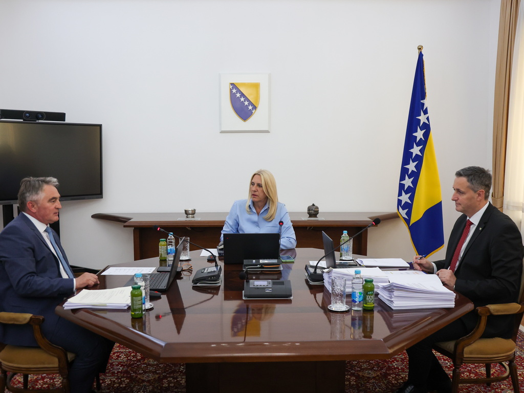 Zasjedalo Predsjedništvo BiH, na dnevnom redu se našao niz sporazuma