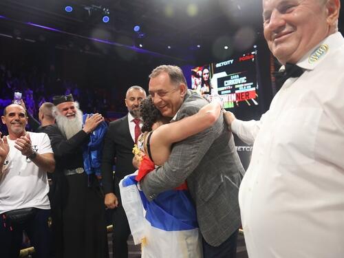 Zasjenili sport: Bjegunac Dodik i kontroverzni iguman Luka u bokserskom ringu