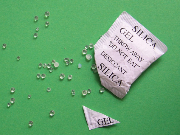 Zašto nikada ne biste trebali bacati kesice sa silika gelom: Mogu vam pomoći