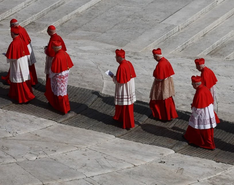 Zašto pape biraju druga imena i kako bi se mogao zvati novi papa?