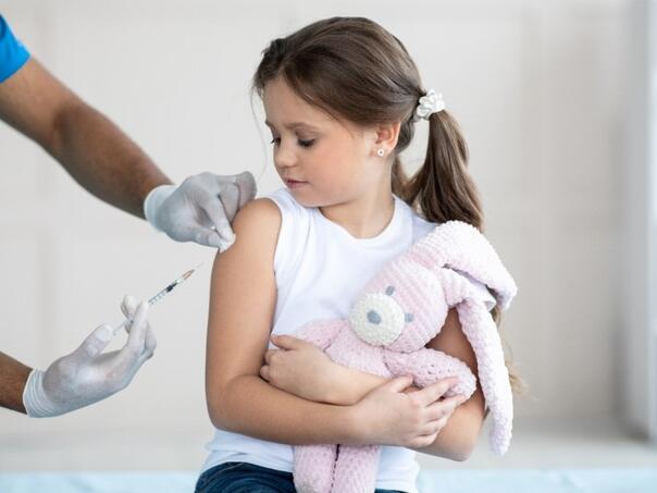 Zašto roditelji sve manje vakcinišu svoju djecu?