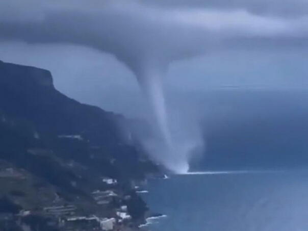 Zastrašujuća pijavica frapirala turiste u popularnoj talijanskoj destinaciji