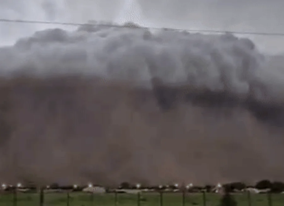 Zastrašujući oblak nadvio se nad Buenos Airesom, meteorolozi u panici