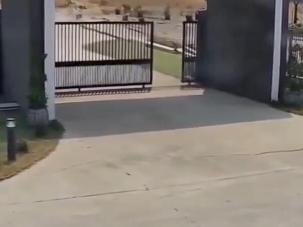 Zastrašujući snimak: Prvi put zabilježeno pomicanje zemlje tokom potresa!