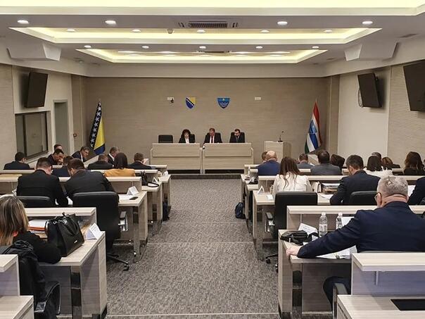 Zastupnica DF-a traži tematsku sjednicu zbog narušene sigurnosne situacije u HNK-u