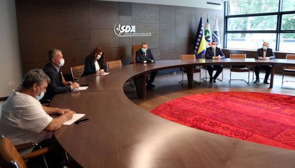 Zastupnici PFBiH Hodžić i Voloder pristupili SDA