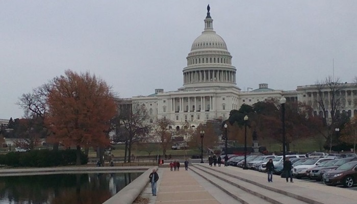 Zastupnički dom odobrio Bidenov plan pomoći od 1.900 milijardi dolara