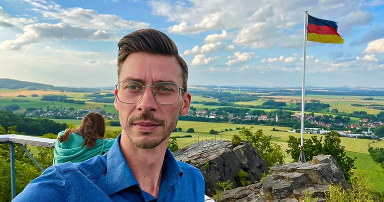 Zastupnik AfD-a udaren u lice dok je bio u trgovini: Napadač nastavio s kupovinom