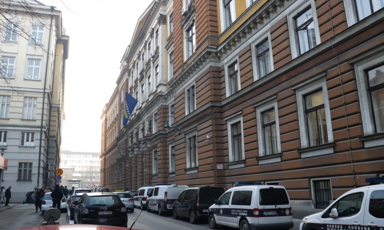 Zatražen pritvor osumnjičenom za dječiju pornografiju