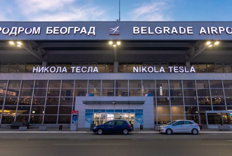 Zatvoren aerodrom u Beogradu, pilot dobio dojavu o bombi pred polijetanje