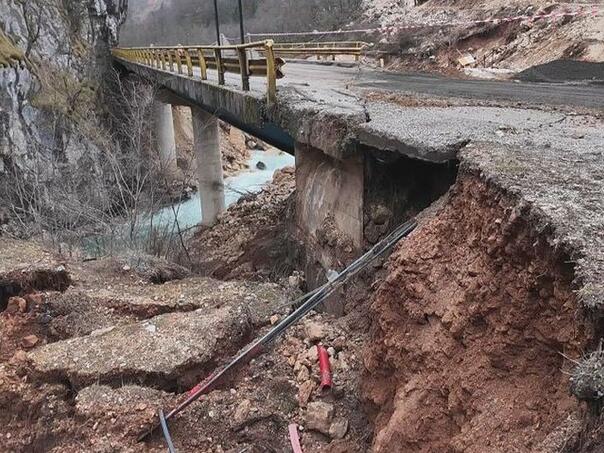 Zatvoren put Trnovo-Foča zbog katastrofalnog stanja